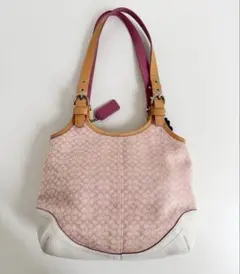 COACH シグネチャー ショルダーバッグ ピンク - メルカリ