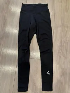 Reebok ブラック レギンス (メッシュ入り)
