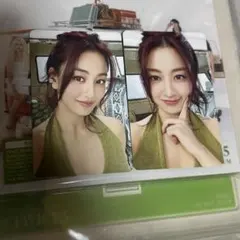 TWICE #TWICE5 B盤　封入トレカ　ジヒョ2枚