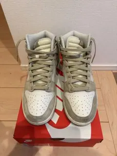 NIKE Dunk High スニーカー ベージュ