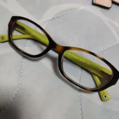 Item thumbnail for item e518d5fa-2a64-4f88-bffe-3f9c38dfe95a