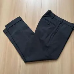 【美品】ユニクロ UNIQLO 感動パンツ ダークグレー W70 ダブル仕上げ