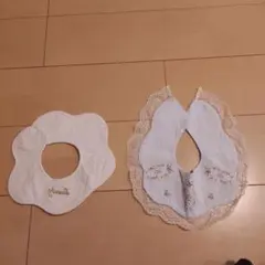 petit main【防水】レース付き刺繍スタイ+よだれかけ　2枚セット