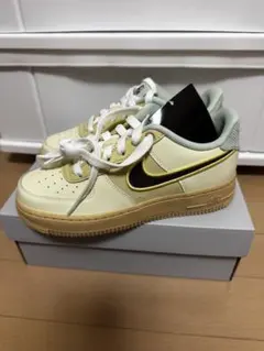 新品⭐︎最終値下げ　ナイキ エアフォース 1 スニーカー