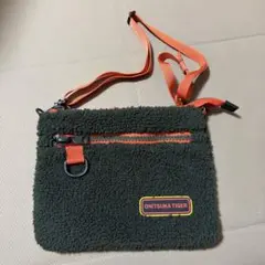 オニツカタイガー サコッシュ