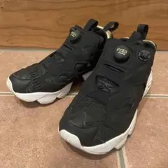 Reebok インスタポンプフューリー ブラック/ゴールド