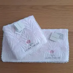 LAURA ASHLEY 花柄タオルハンカチ2枚セット
