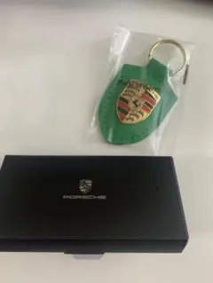 Item thumbnail for item afa5f525-4a26-48b6-adc2-19c1866f81d6