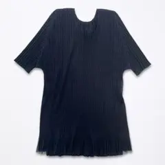 美品 プリーツプリーズ イッセイミヤケ カットソー トップス 4 黒 ブラックのサムネイル