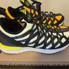 NIKE ACG スニーカーのサムネイル