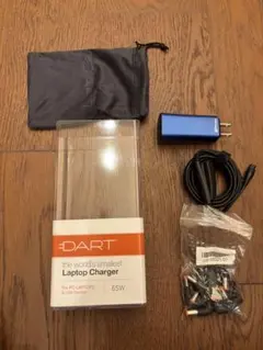65W ノートPC汎用 ACアダプター FINsix ”Dart”