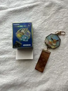 レア！新品未開封】ムンク展 イーブイ キーホルダー ポケモン ムンクの