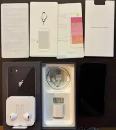 iPhone 8 64GB スペースグレー 本体 SIMフリー　箱他付属品有