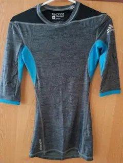 adidas techfit compression シャツ S