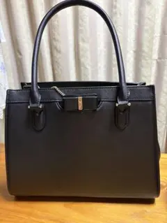極美品　アオキ　ビジネス　バッグ　レディース　パスケース付きのサムネイル