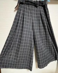 ピンクラテ　ガウチョパンツ