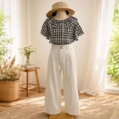 GU ライトデニム タックワイドパンツ（オフホワイト）