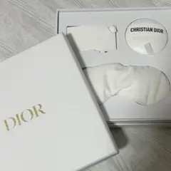 未使用 非売品 Dior プラチナ バースデーギフト ロゴ アイマスクセット
