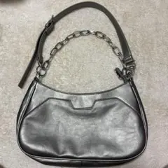 シルバー 合成皮革 ショルダーバッグ