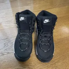 NIKE CITY CLASSIC BOOT レディース　スニーカー　ブーツ