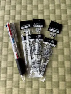 3色ボールペン1本×替芯黒3本セット