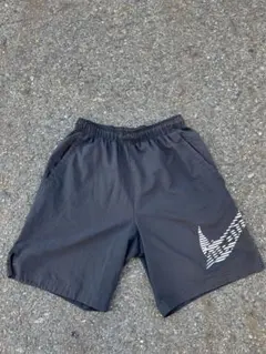 Nike Dri-FIT ブラックショートパンツ Mのサムネイル