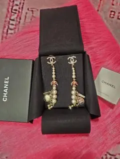 Item thumbnail for item 2235a90b-ee3a-4e05-817d-3cd94498565b