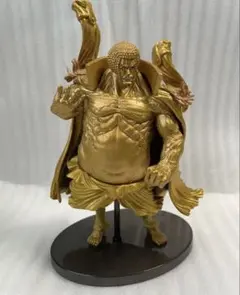 ワンピース センゴク フィギュア 金色 - メルカリ