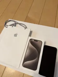 ジャンク品】iPhone 15 Pro 128GB ブラックチタニウム 香港版 - メルカリ