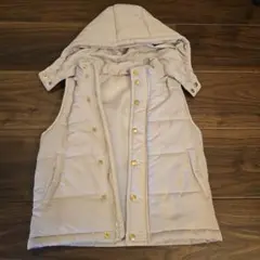 kokoiro様専用　美品　petit main フード付き中綿ベスト ベージュ