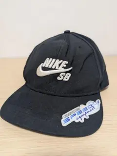 NIKE SB キャップ 黒 ブラック スナップバック 刺繍 メンズ レディースのサムネイル