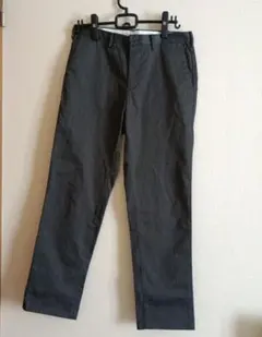 美品　ＧＵ　ストレッチチノ　ウエスト85cm チノパン　ダークグレー