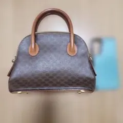 CELINEショルダーバッグ肩紐無し