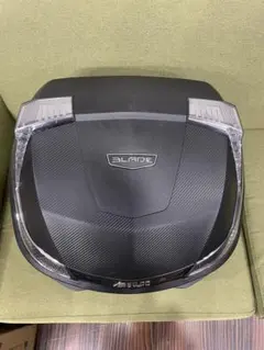 GIVI BLADE B37 トップケース 内装付き - メルカリ