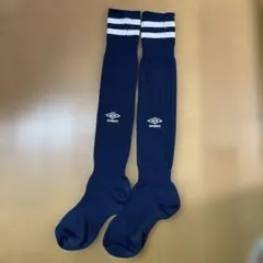 【ほぼ新品】アンブロ　サッカーソックス　19cm-21cm ネイビーのサムネイル