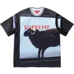 Supreme beetle soccer top - メルカリ