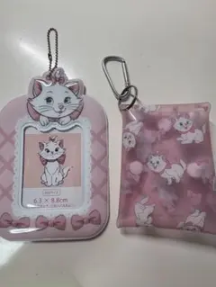 Item thumbnail for item 10541305-d96b-4748-95d4-823b137b1829