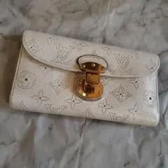 Louis Vuitton ホワイト 三つ折り財布