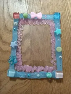 ⑬個性的なビーズ装飾ホイップデコトレカケース