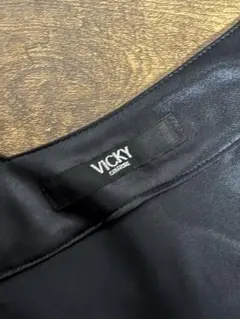 VICKY 半袖 ミニワンピース ブラックのサムネイル