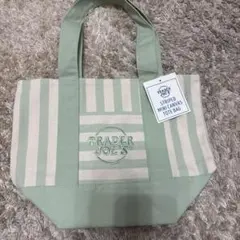 新作　Trader Joe's ミニストライプトートバックグリーンのサムネイル