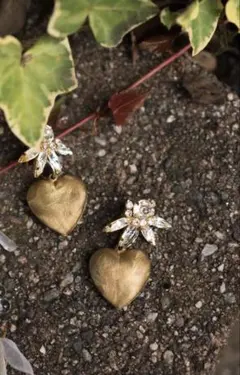 リップモンスター ピアス