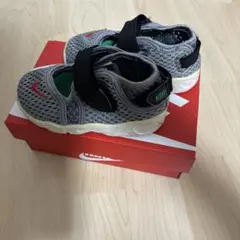 NIKE子供用サンダル