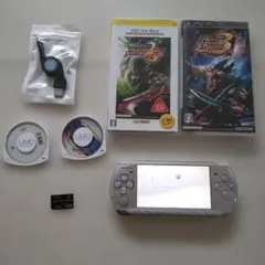 極美品★psp3000本体★シルバー★バッテリー、ゲーム、メモリー、新品充電器付