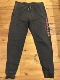 Abercrombie & Fitch ジョガーパンツ ブラック