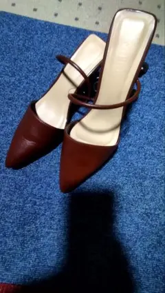 ブラウン ポインテッドトゥ ハイヒール ミュール