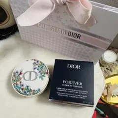 Dior Forever Cushion Powder ラベンダー