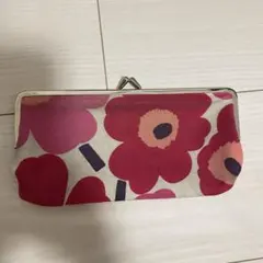 マリメッコ　がま口ポーチ