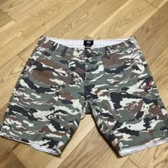 ステューシー　ハーフパンツのサムネイル