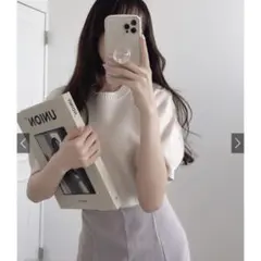 パフスリーブニットトップス